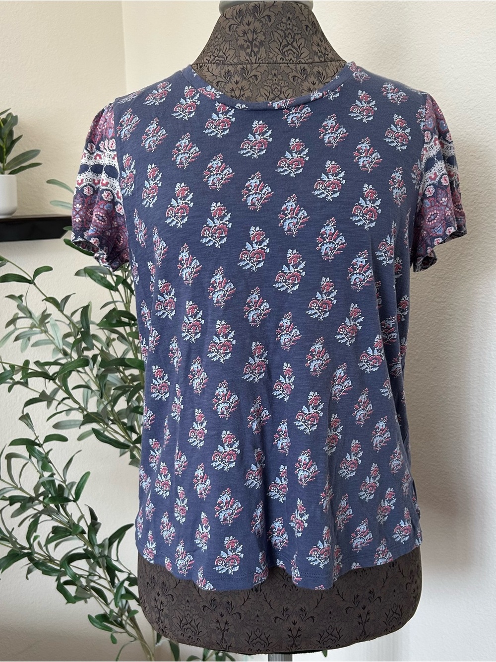 Women's Lucky Brand Navy Floral Short-Sleeve 100% Cotton Tee